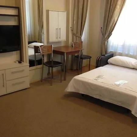 Admire Hotel 3*